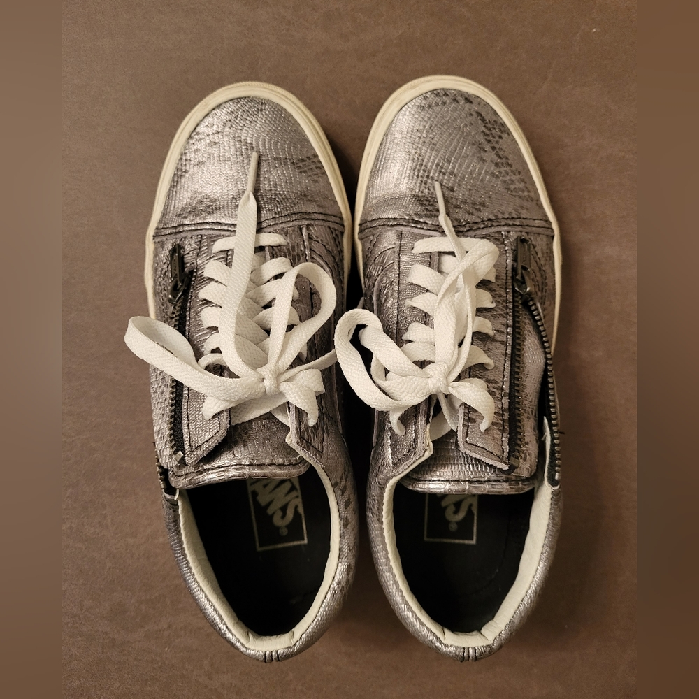 Vans Sneakers Unisex Size 5.5 (M) & 7 (W)